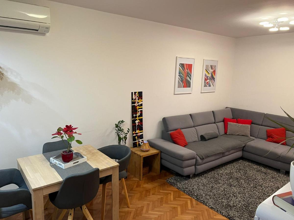Mm Split Apartment - 5 Min By Car To The Beach & City Center - Free Public Parking Εξωτερικό φωτογραφία