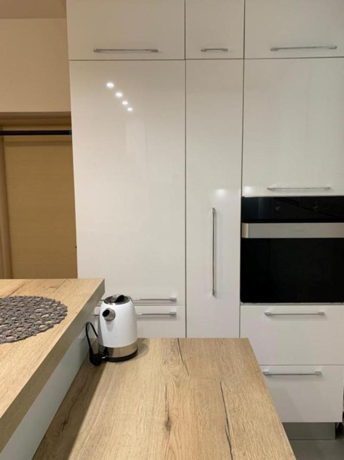 Mm Split Apartment - 5 Min By Car To The Beach & City Center - Free Public Parking Εξωτερικό φωτογραφία