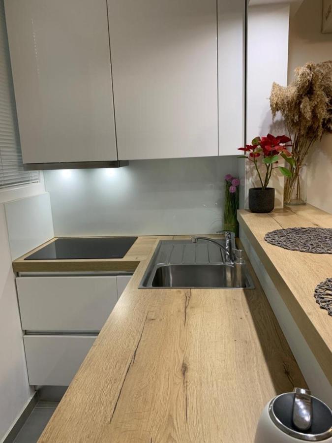 Mm Split Apartment - 5 Min By Car To The Beach & City Center - Free Public Parking Εξωτερικό φωτογραφία