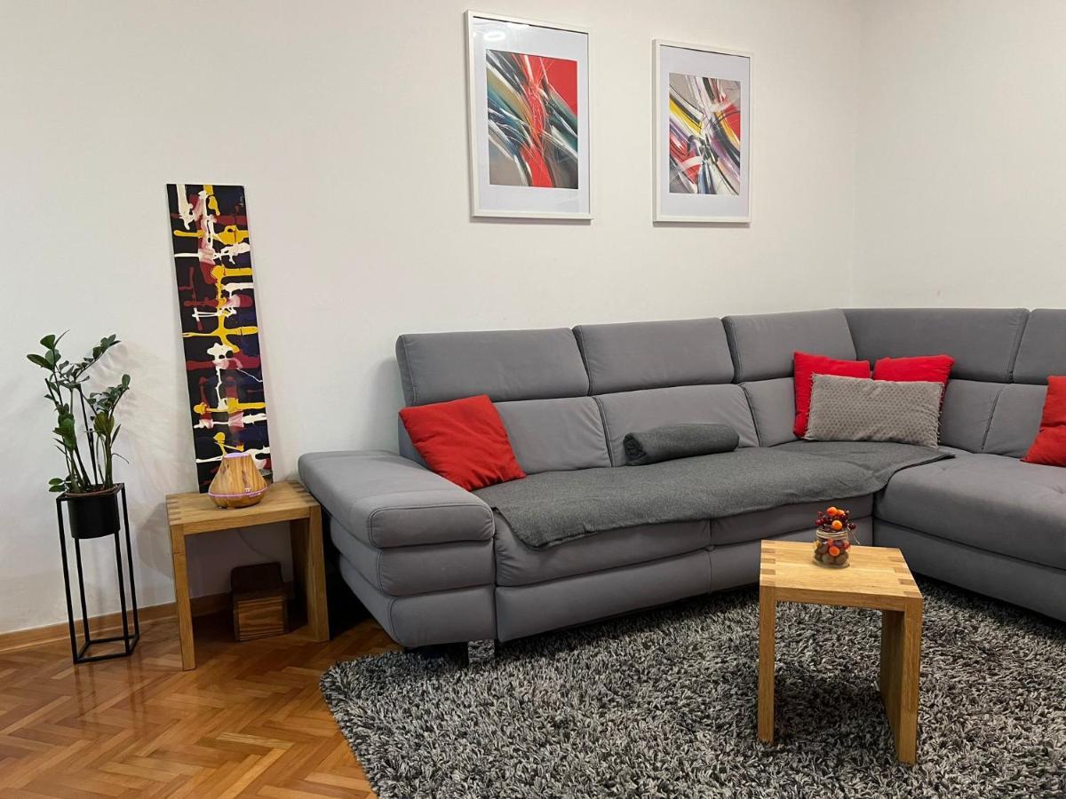 Mm Split Apartment - 5 Min By Car To The Beach & City Center - Free Public Parking Εξωτερικό φωτογραφία