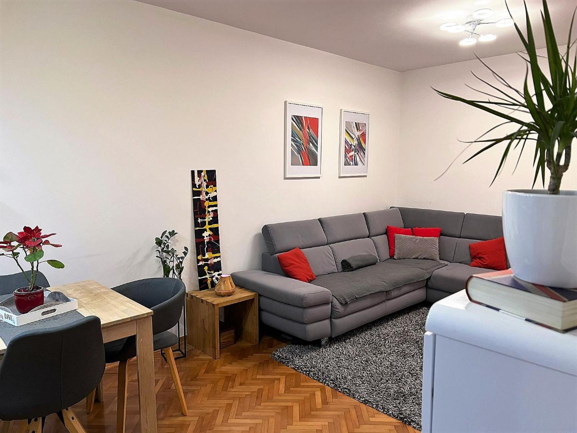 Mm Split Apartment - 5 Min By Car To The Beach & City Center - Free Public Parking Εξωτερικό φωτογραφία